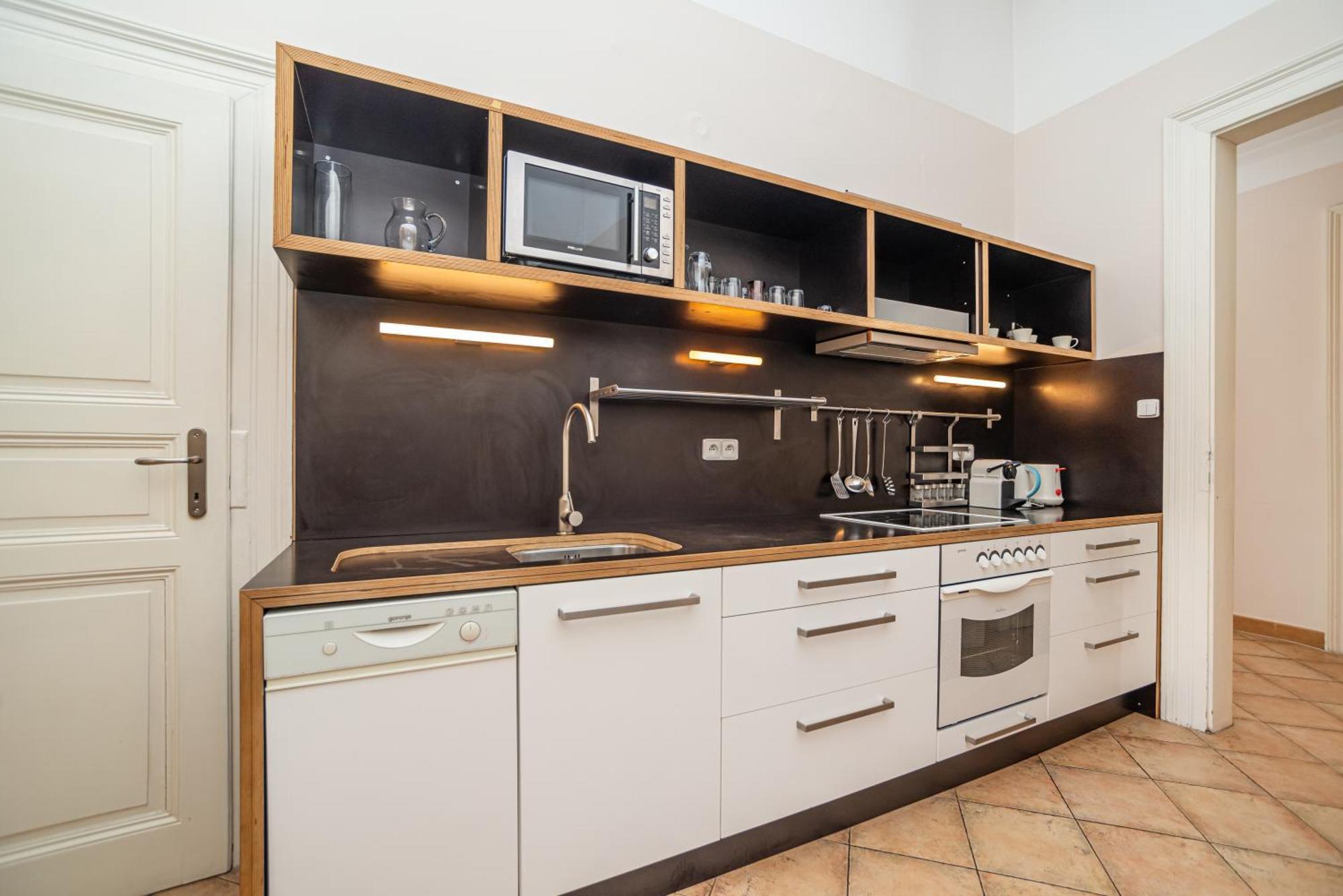 Large And Modern Apartment In The Heart Of Praha Eksteriør bilde