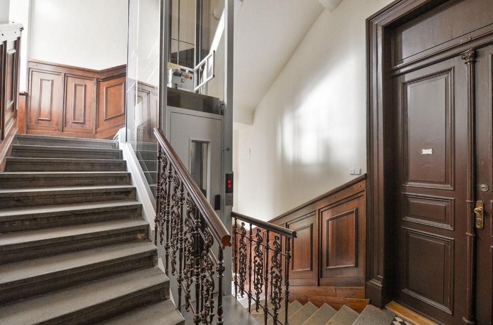 Large And Modern Apartment In The Heart Of Praha Eksteriør bilde