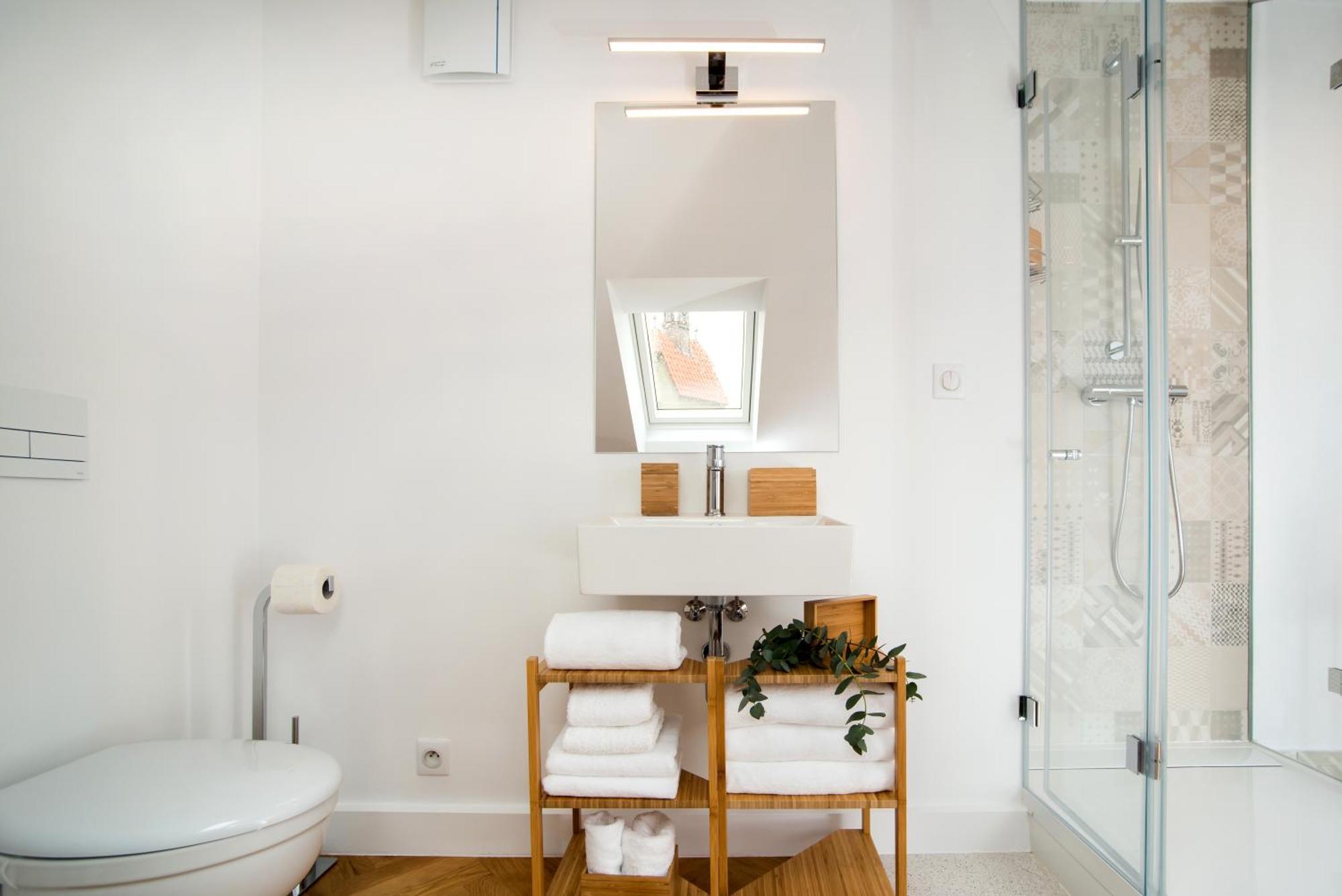 Large And Modern Apartment In The Heart Of Praha Eksteriør bilde