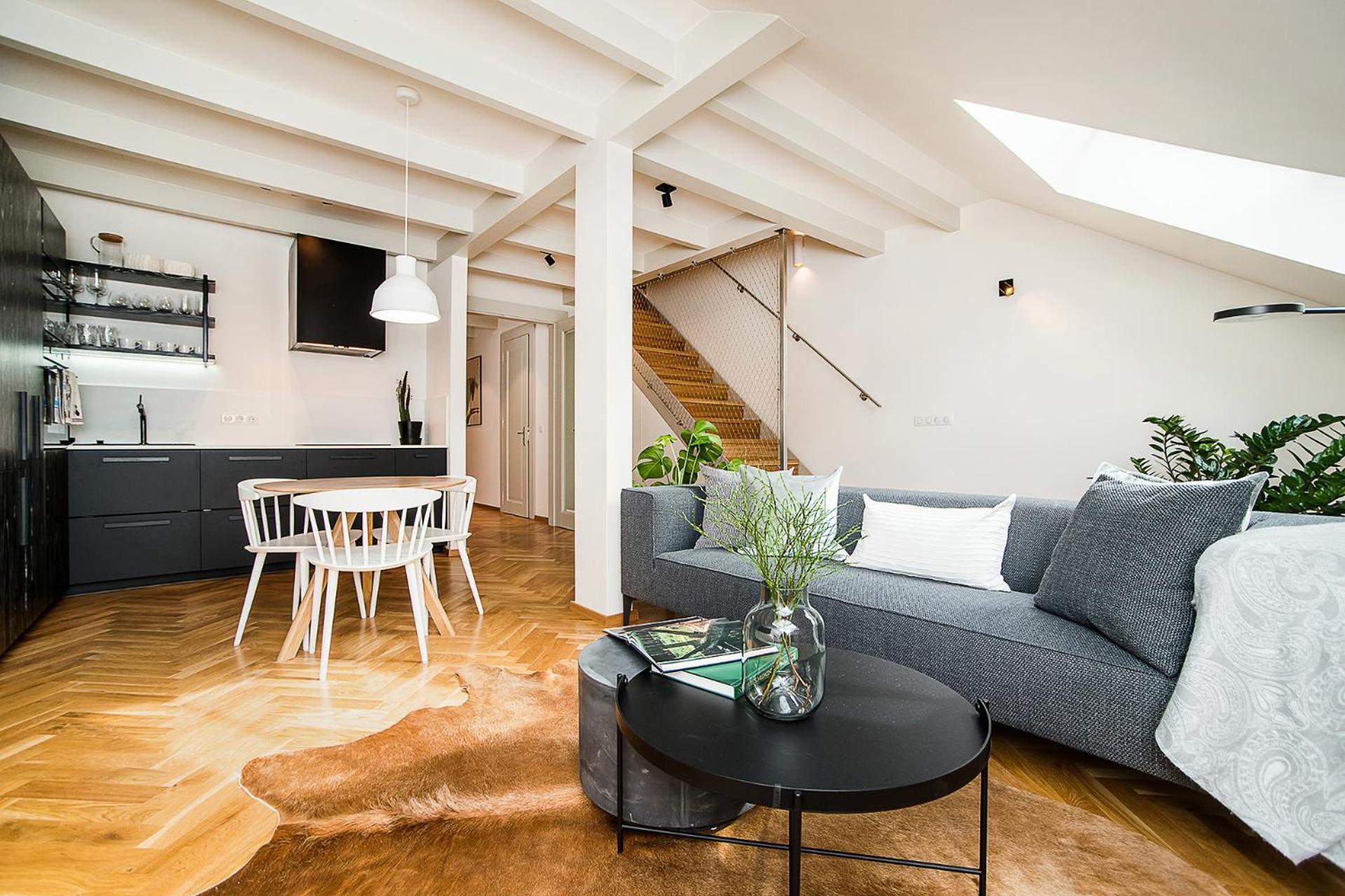 Large And Modern Apartment In The Heart Of Praha Eksteriør bilde
